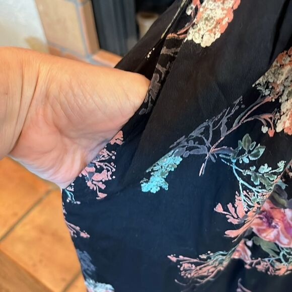 Band of Gypsies, Size M, Black Floral Jumpsuit! - Picture 5 of 9